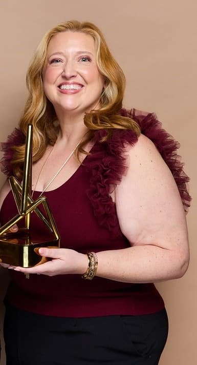 Kim Carlos, host of The Plus SideZ Podcast